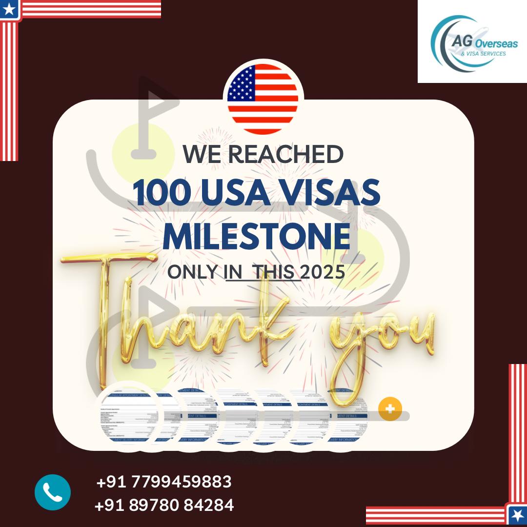 A diverse group of students collaborating